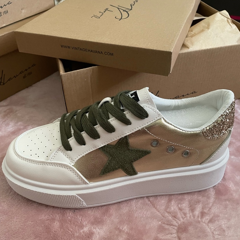 Vintage Havana White Gold Olive Lexa Low-Top Sneaker